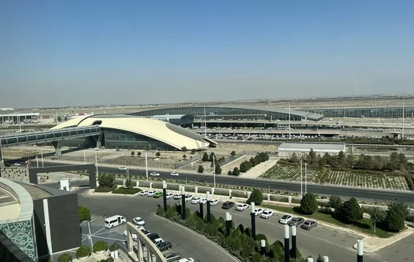 Tehran aeroportu fəaliyyətini bərpa etdi