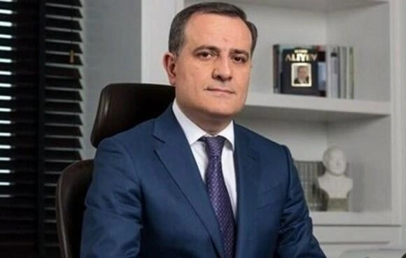 Bayramov İshaq Dara zəng etdi
