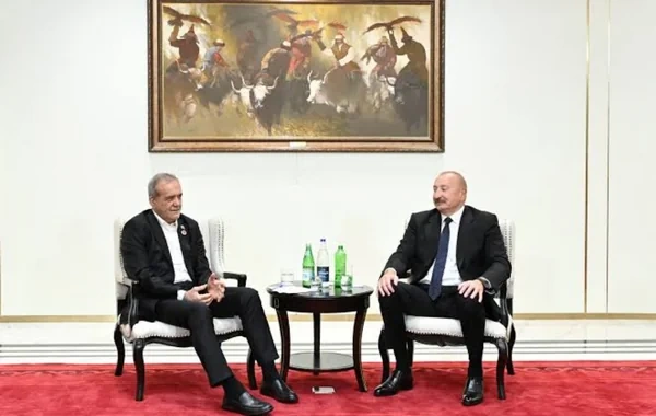 Məsud Pezeşkian İlham Əliyevlə Azərbaycan dilində danışdı: İranda müzakirələr yarandı - FOTO