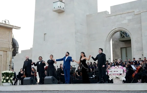 Açıq havada opera tamaşaları və konsertlərin yeni ünvanı - Foto