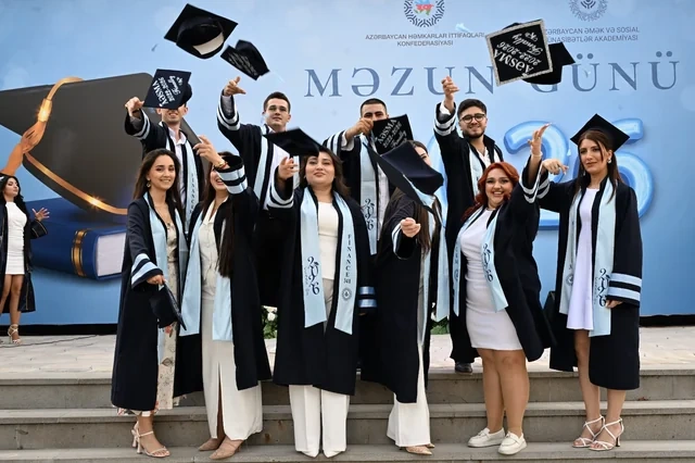 Azərbaycan Əmək və Sosial Münasibətlər Akademiyasında "Məzun günü" qeyd olunub - FOTO