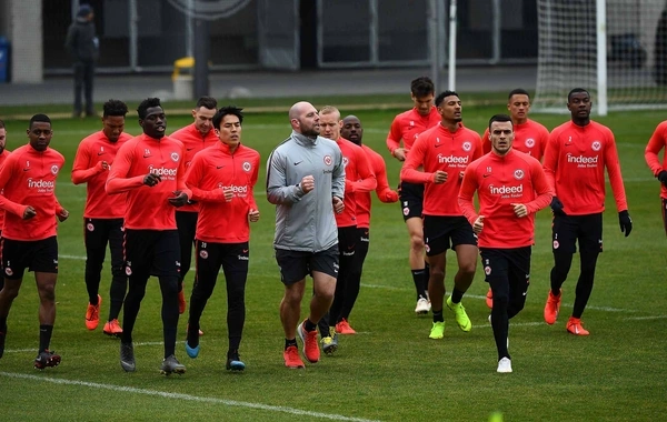 "Ayntraxt Frankfurt" "Qarabağ"la oyundan əvvəl Bakıda məşqə çıxmayacaq