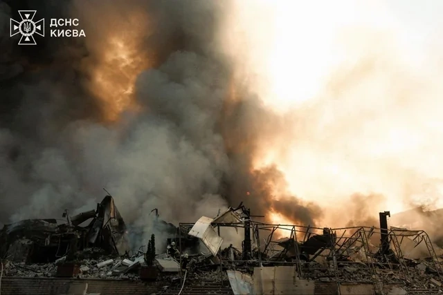 Kiyevə hava hücumu: 11 nəfər ölüb, 56 nəfər yaralanıb - FOTO - VİDEO