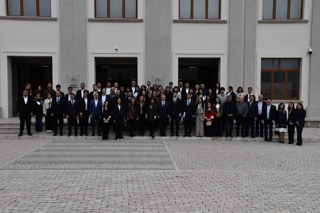 Əlaqələndirmə Qərargahının İşçi Qrupunun üzvləri Qarabağ Universitetində tələbələrlə görüş keçirib - Foto