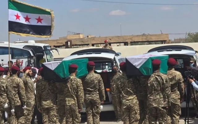 Suriyada silah anbarında partlayış: 11 hərbçi öldü - Foto