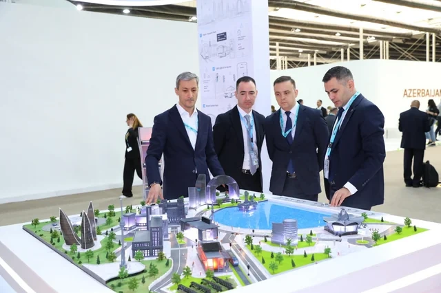 XRİTDX WUF13-də kibertəhlükəsizliyin dayanıqlı şəhərlərin inkişafındakı rolunu nümayiş etdirir - FOTO