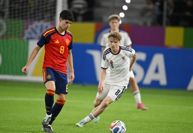 Prezident İlham Əliyev "FIFA U-15 World Cup and Festival"ın final matçını izləyib, mükafatlandırma mərasimində iştirak edib - Foto