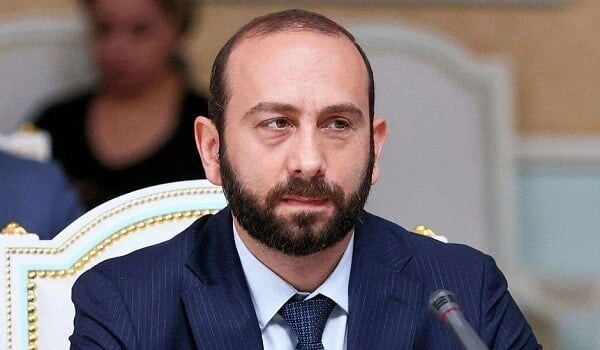 Ermənistan Aİİ-dən çıxmaq niyyətində deyil – Mirzoyan
