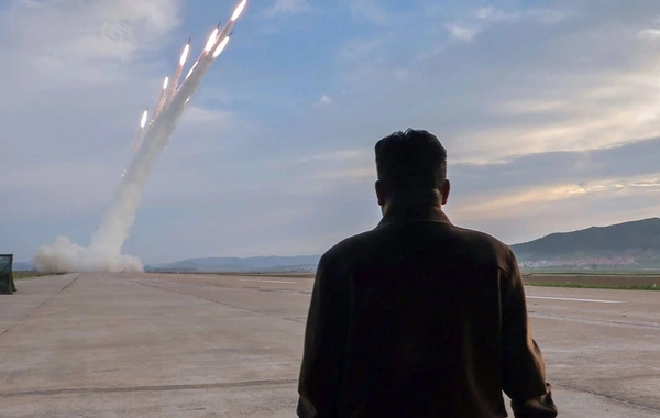 Pxenyan yeni zenit raketlərini sınaqdan keçirdi