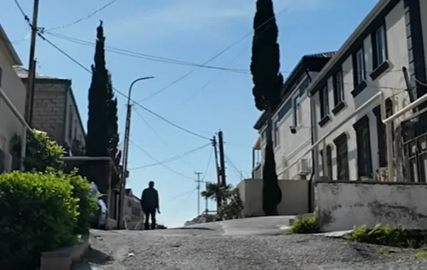 Bakının bahalı evləri və iri villaları ilə diqqət çəkən köhnə məhəlləsi: "Vorovski"dən REPORTAJ - VİDEO