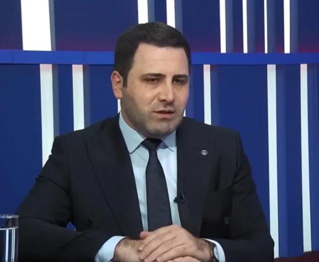 Toğrul Turabova nazirlikdə yüksək VƏZİFƏ VERİLDİ
