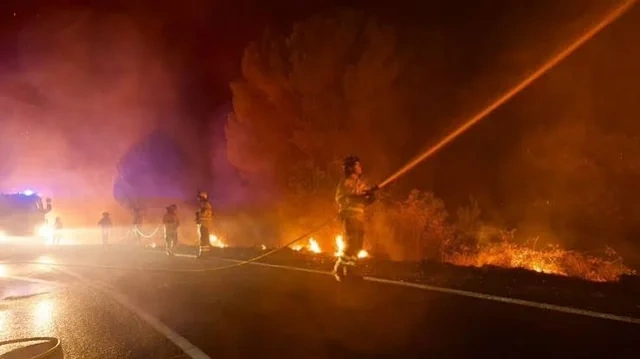 İspaniyada meşə yanğını: Yüzlərlə insan təxliyə edildi - FOTO - VİDEO