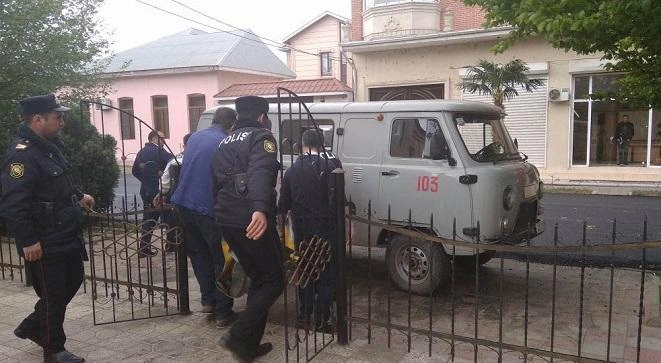 Samuxda əkin sahəsindən kişi meyiti tapıldı