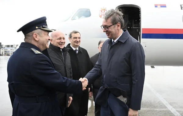 Serbiya prezidenti Azərbaycana səfərə gəlib - FOTO
