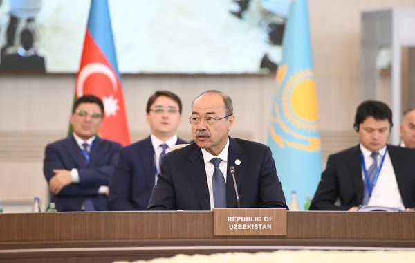 Özbəkistanın baş naziri Bakıda Orta Dəhlizin və logistik layihələrin vacibliyindən danışdı