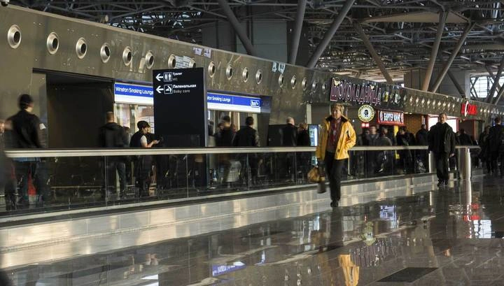 Moskvada sərnişinlər hava limanlarında gecələyirlər – Video