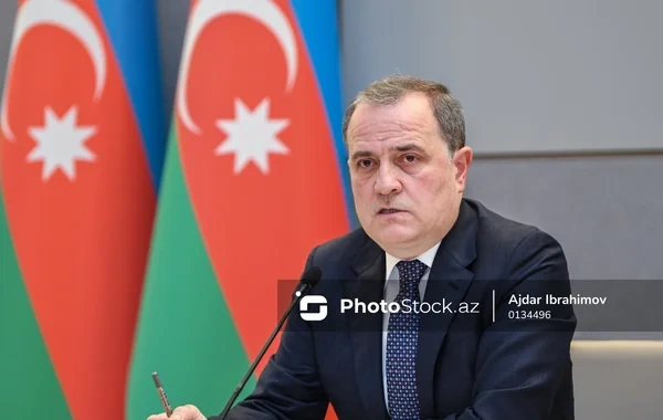 Ceyhun Bayramov Yaponiyaya rəsmi səfər edib