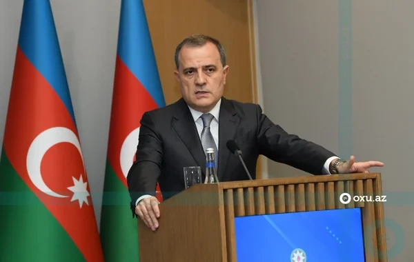 Ceyhun Bayramov həmkarlarını Azərbaycan-Ermənistan münasibətləri barədə məlumatlandırıb