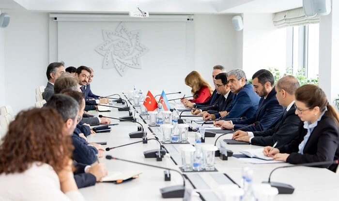 Anar Əliyev Türkiyə rəsmiləri ilə görüşdü