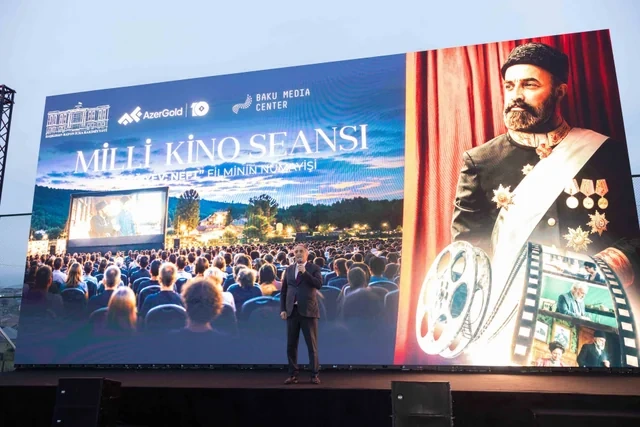 "Tağıyev: Neft" filmi Daşkəsəndə nümayiş olundu - FOTO