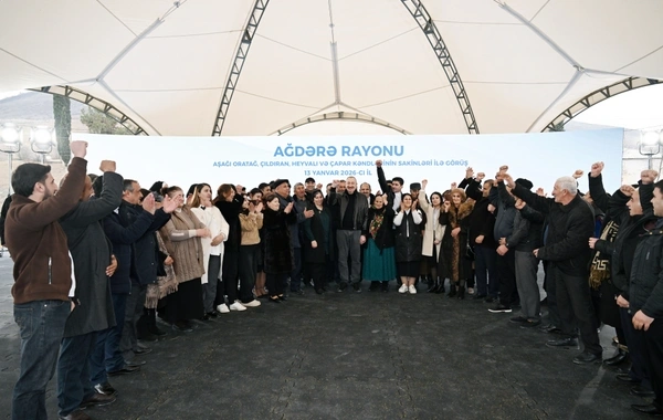 Prezident Ağdərənin Aşağı Oratağ kəndində Aşağı Oratağ, Çıldıran, Heyvalı və Çapar kəndlərinin sakinləri ilə görüşüb