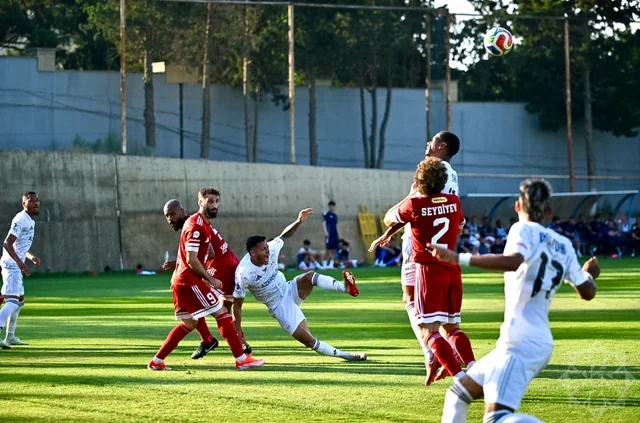 "Qarabağ" "Zirə"ni məğlub etdi - FOTO