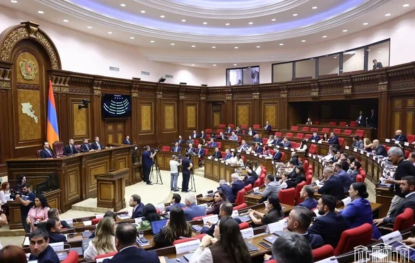 Ermənistanda hərbi xidmətə çağırış yaşı artırılır