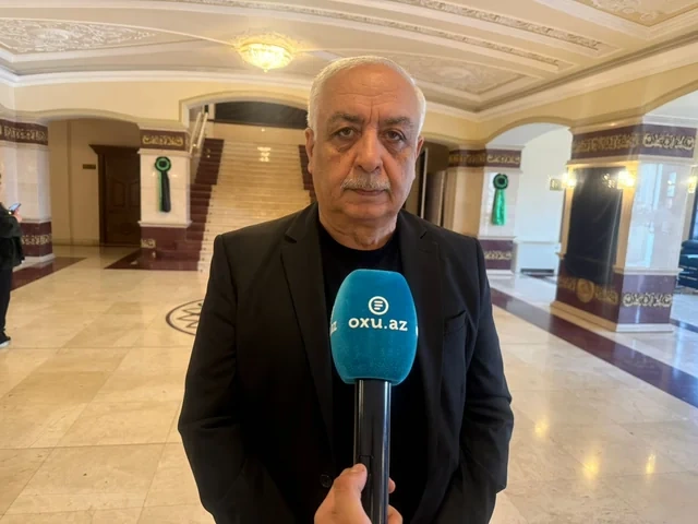 Rasim Balayev "Babək" filmində Məhəmməd Verdizadəyə necə dəstək olmuşdu? - FOTO