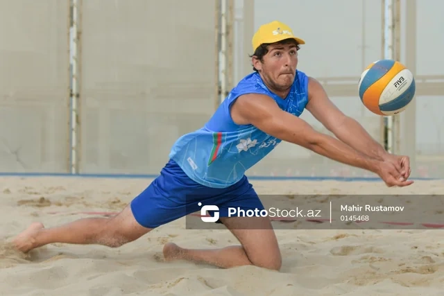 Qum üzərində dinamik idman: Çimərlik voleybolunun cəlbediciliyi - FOTOREPORTAJ