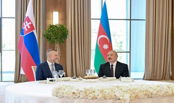 Peter Pelleqrininin şərəfinə rəsmi nahar verildi