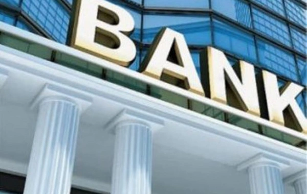 Banklar bir milyard manatdan çox xalis mənfəət əldə ediblər