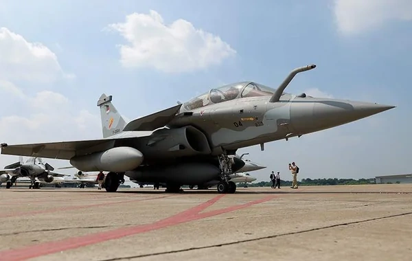 Hindistan Fransadan 114 ədəd "Rafale" qırıcı təyyarəsi almağı planlaşdırır