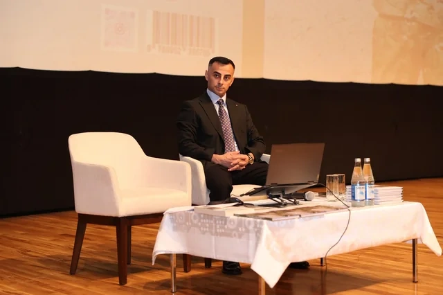 Yazıçı-publisist Aydın Tağıyevin kitabının təqdimatı olub - FOTO