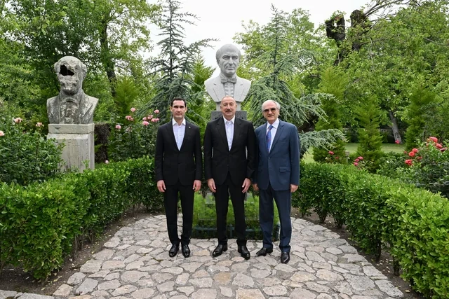 İlham Əliyev və Sərdar Berdiməhəmmədov Şuşada Bülbülün ev-muzeyində olublar - FOTO