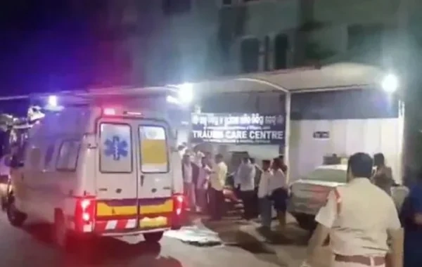 Hindistanda xəstəxanada yanğın faciəyə səbəb oldu: Azı on nəfər öldü, xəsarət alanlar var - VİDEO