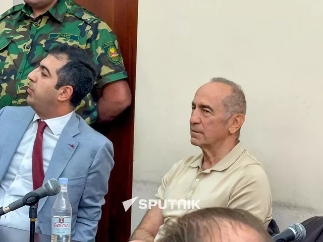 Robert Koçaryan məhkəməyə belə gətirildi - FOTO - VİDEO