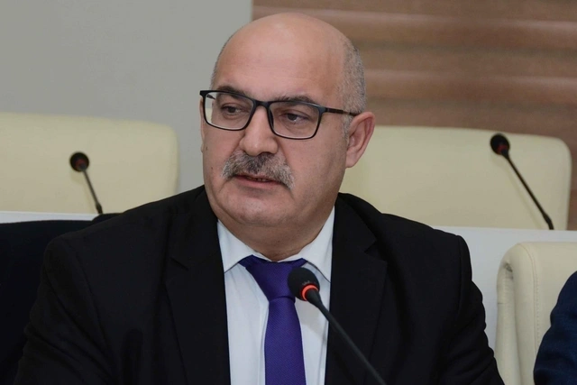 Türkiyəli ekspert qızılın qiymətinin artma səbəblərindən danışdı