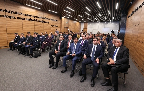 "Süd və ət istehsalı üzrə mövcud problemlər və qida təhlükəsizliyi sahəsinə təsirlərin qiymətləndirilməsi" mövzusunda ictimai müzakirə keçirilib