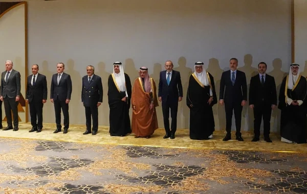 On iki ərəb və islam ölkəsinin xarici işlər nazirləri İranı hücumları dayandırmağa çağırıblar