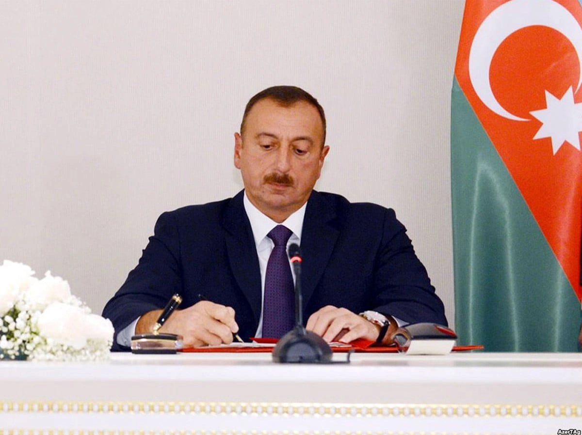 Azərbaycanın daha iki ölkədəki səfirləri geri çağırıldı