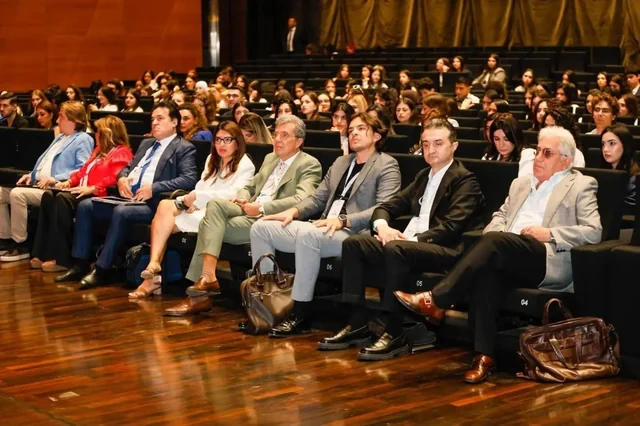 Bakı Konqres Mərkəzində Beynəlxalq Gözəllik və Estetika Konqresi keçirilib - FOTO