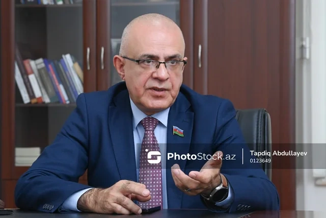 Xəstə təfəkkürün efirdə təcəssümü - "Solovyovun iyrənc qəzəbli obrazı, ilk növbədə, öz xalqını narahat etməlidir"