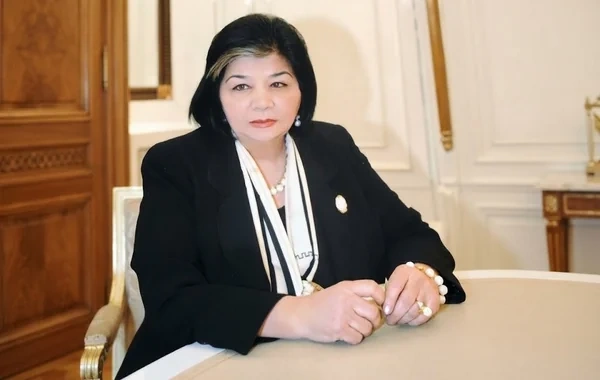 Tanınmış xanım professor vəfat etdi - Foto