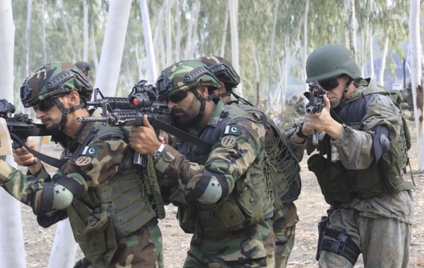 Pakistanda 70 terrorçu öldürüldü