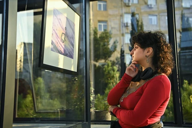 Mərkəzi Nəbatat Bağında ilk dəfə konseptual "Torpaq" sərgisi keçirilir - Foto