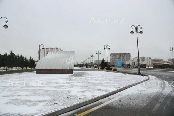 Nazirlikdən qarlı hava ilə bağlı əhaliyə müraciət