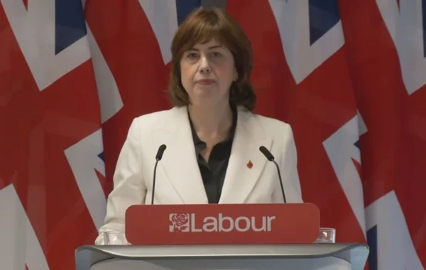 Britaniyalı nazir "Mançester Yunayted"i təhqir etdi