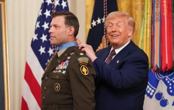 Donald Tramp özünü "Şərəf" medalı ilə təltif etmək istəyir - VİDEO