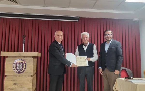Azərbaycanlı professor Çingiz Abdullayev Türkiyə universitetlərində kitablarını təqdim edib - Foto