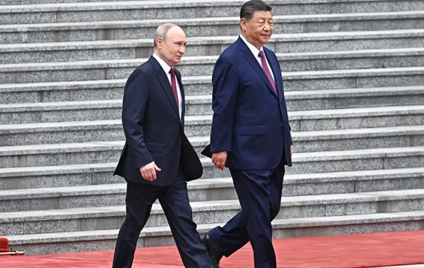 Vladimir Putin və Si Cinpin Pekində görüşdülər - VİDEO